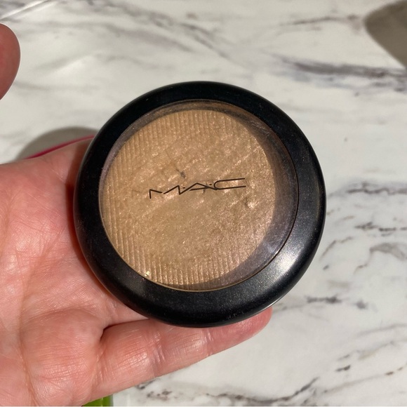 MAC Marine Life high light powder Mac Blush & skin finish Estee Lauder comb - Picture 9 of 15